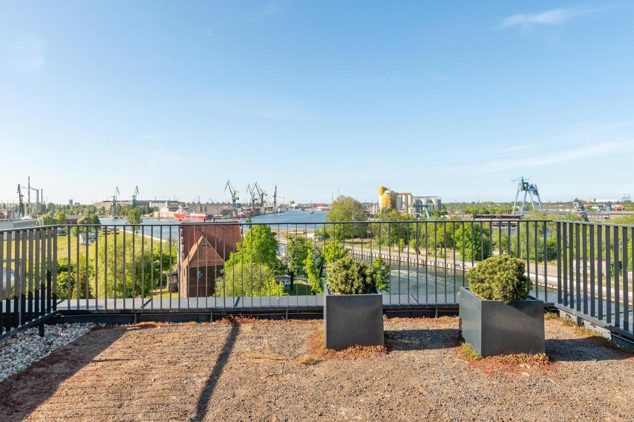 Chlebova - Riverside View Terrace, Free Parking, Gym & Kidsplay By Downtown Apartments グダニスク エクステリア 写真