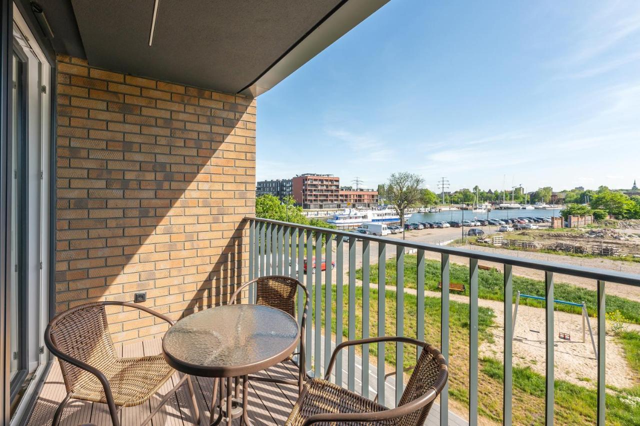 Chlebova - Riverside View Terrace, Free Parking, Gym & Kidsplay By Downtown Apartments グダニスク エクステリア 写真