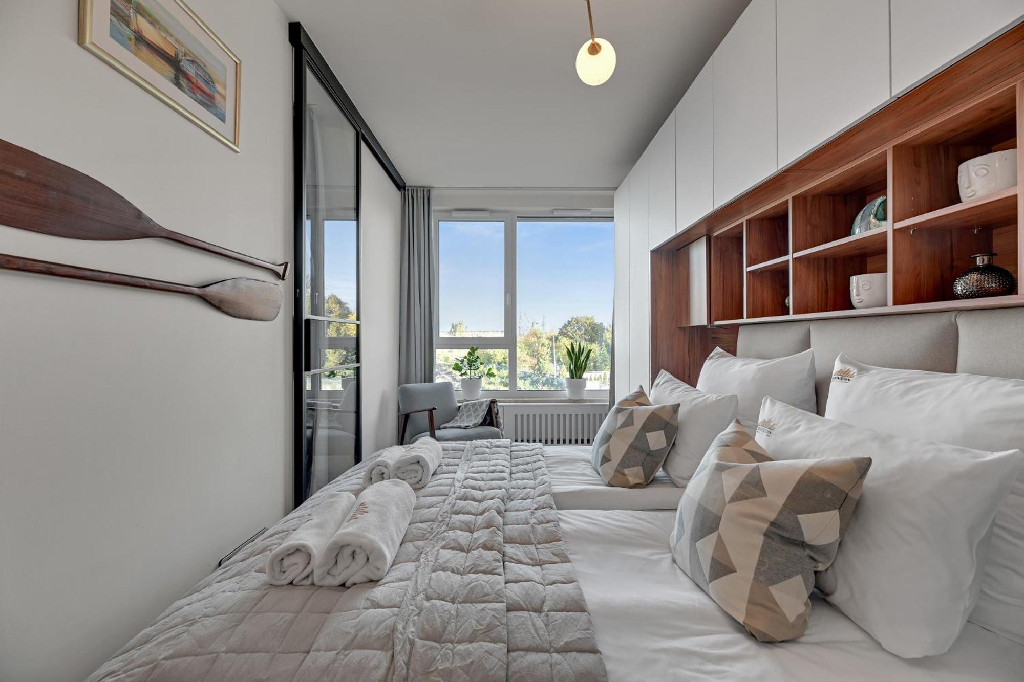 Chlebova - Riverside View Terrace, Free Parking, Gym & Kidsplay By Downtown Apartments グダニスク 部屋 写真