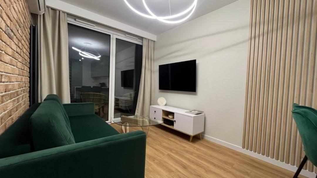Chlebova - Riverside View Terrace, Free Parking, Gym & Kidsplay By Downtown Apartments グダニスク エクステリア 写真